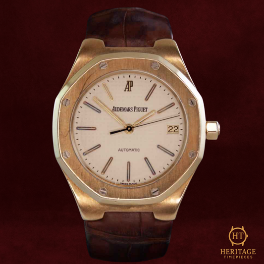 Audemars Piguet Royal Oak ‘Yellow Gold – White Dial’ – Reference 14800BA (36 mm)