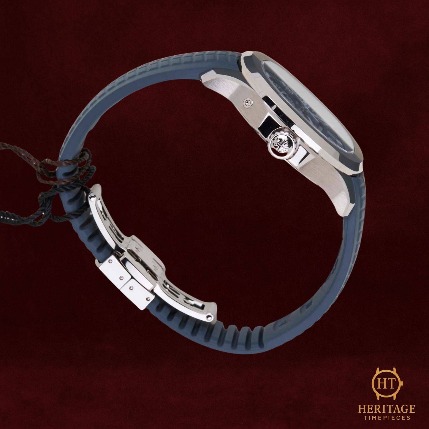 Patek Philippe Aquanaut Travel Time 'Blue Dial - White Gold' - Reference 5164G-001 (2024)