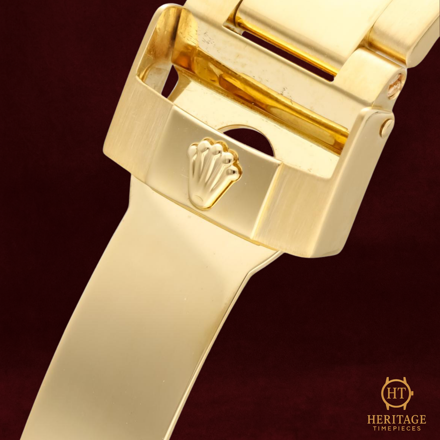 Rolex Cosmograph Daytona ‘Full Yellow Gold – White Dial’ – Reference 116528 (2008)