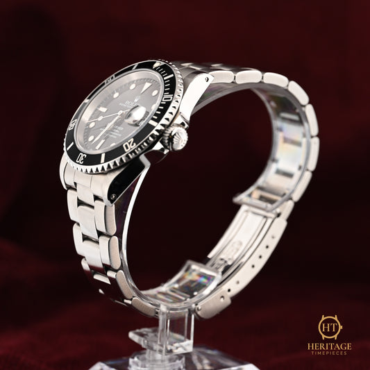 Rolex Submariner Date – Reference 16610 (1998, Full Set with Anchor)