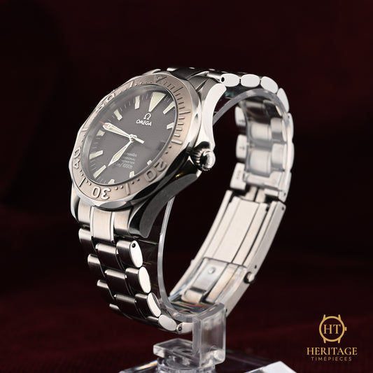 Omega Seamaster Professional Diver 300M "Non-America's Cup" – Reference 2230.50.00 (Full Set)