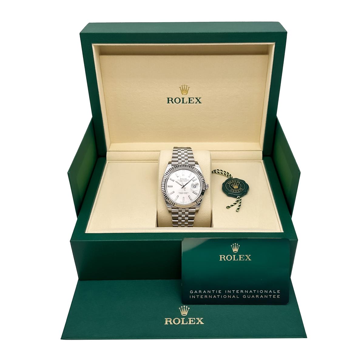 DATEJUST 126334 STAINLESS STEEL AND WHITE GOLD WITH SILVER DIAL 41 MM FULL SET YEAR 2025