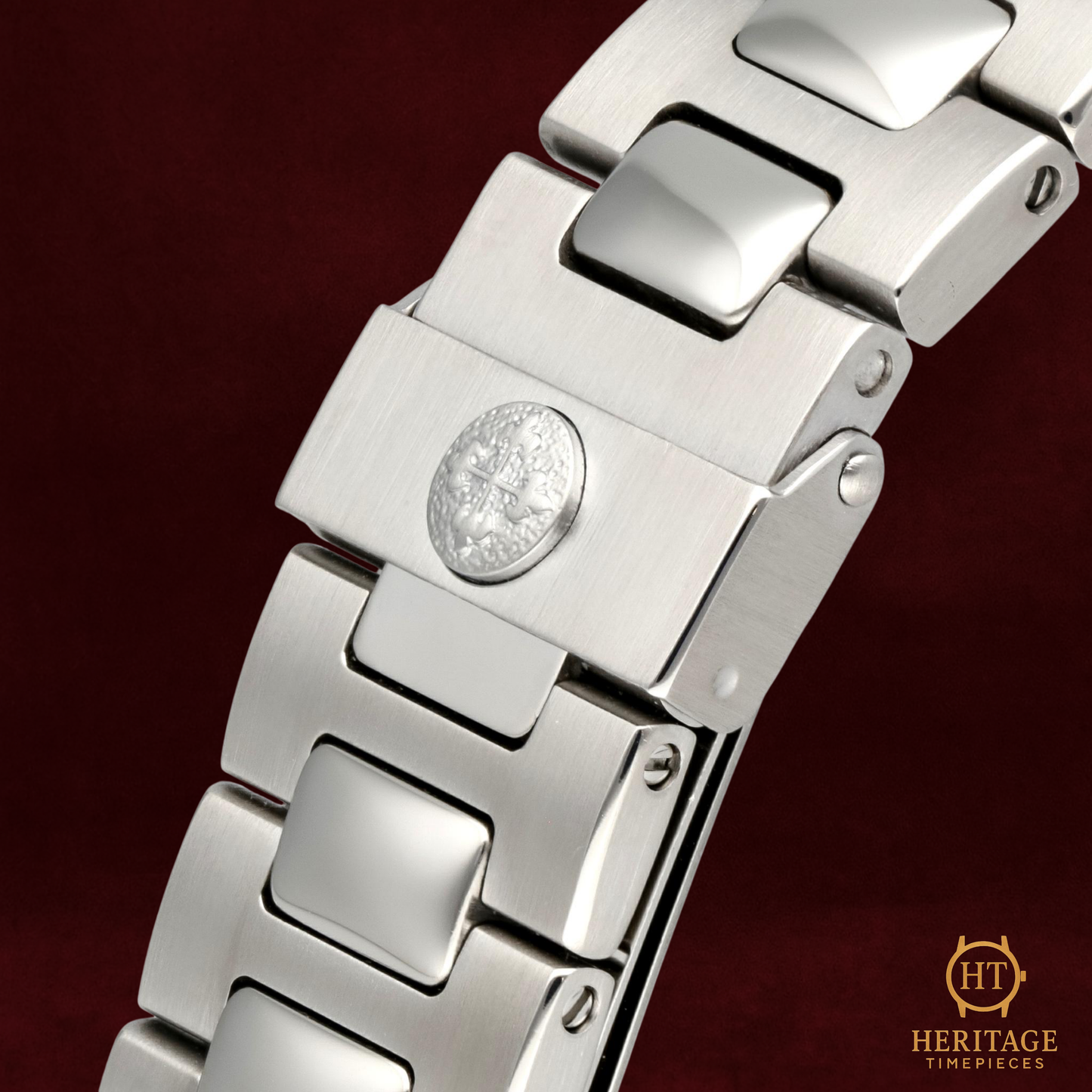 Patek Philippe Nautilus ‘Jumbo’ – Reference 3700/11-050 (1982)