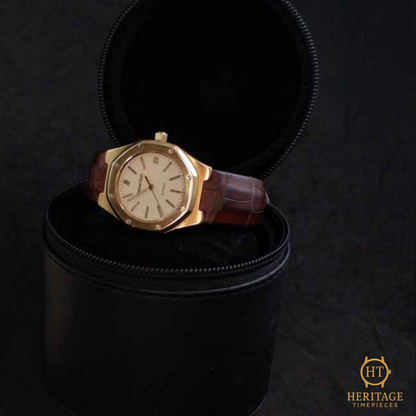 Audemars Piguet Royal Oak ‘Yellow Gold – White Dial’ – Reference 14800BA (36 mm)