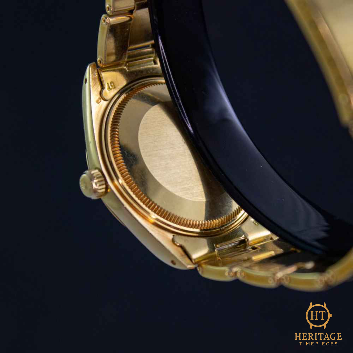 Rolex Oyster Perpetual Date ‘Champagne Dial – Yellow Gold’ – Reference 1500 (1977)