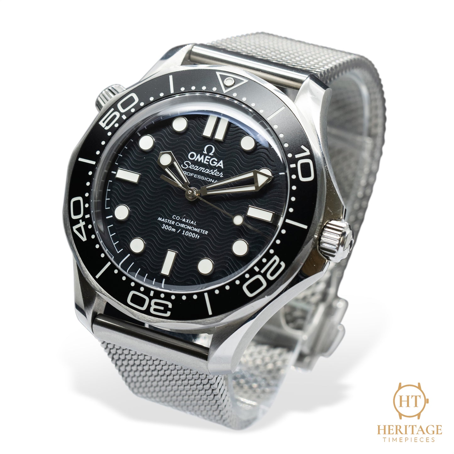 Omega Seamaster Diver 300M - 'No date' black dial HE