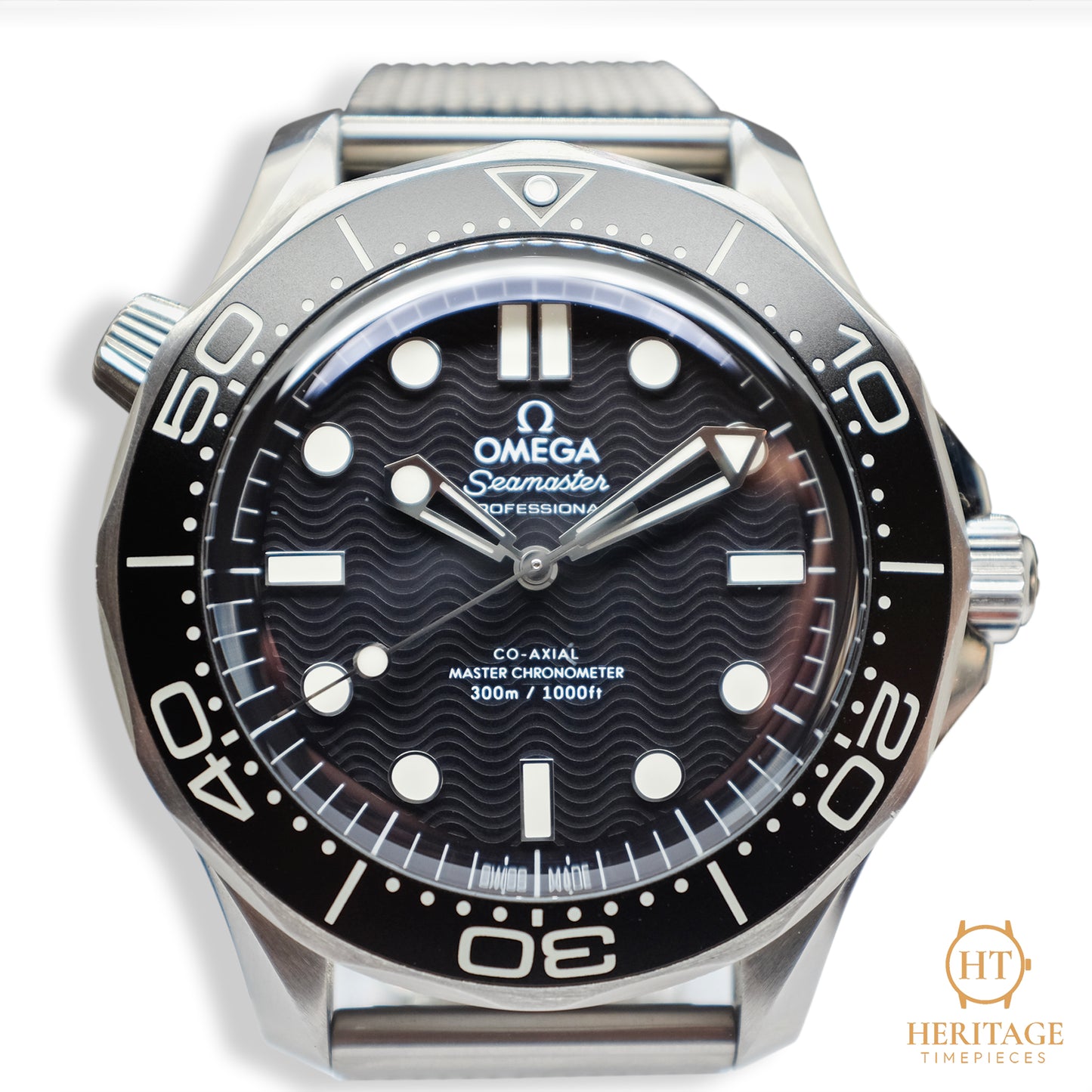 Omega Seamaster Diver 300M - 'No date' black dial HE