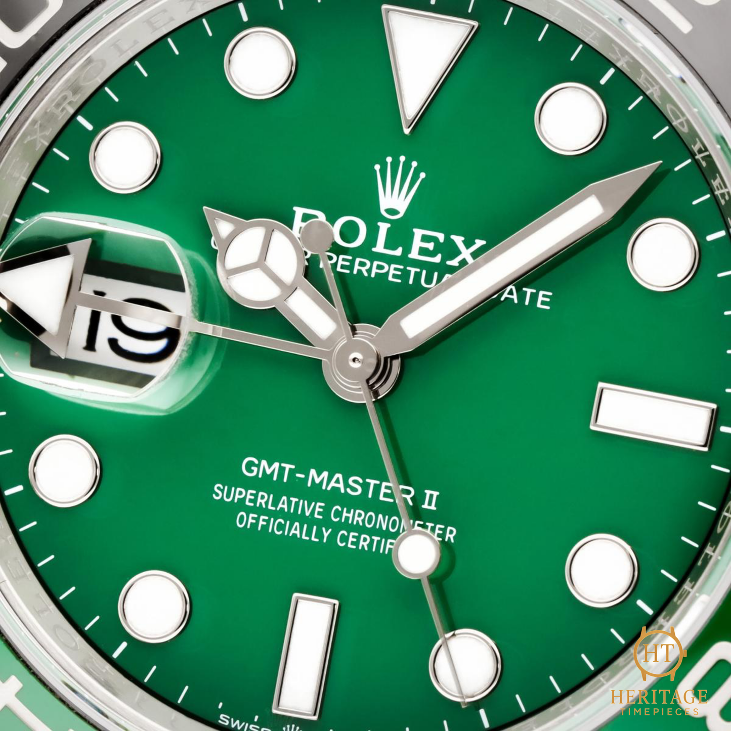 Rolex GMT-Master II ’White Gold Left-Handed Green Dial Cerachrom’ – Reference 126729VTNR (2025)