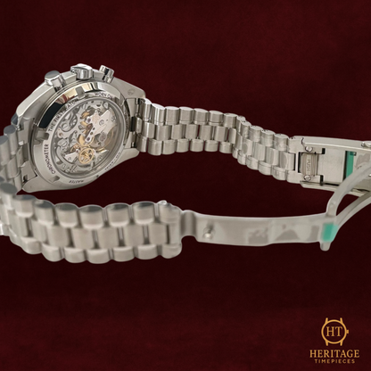 Omega Speedmaster “White Dial” – Reference 310.30.42.50.04.001 (2026) TE
