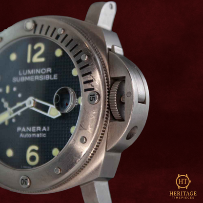 Panerai Luminor Submersible 1950 – Reference PAM 00025 (2009)
