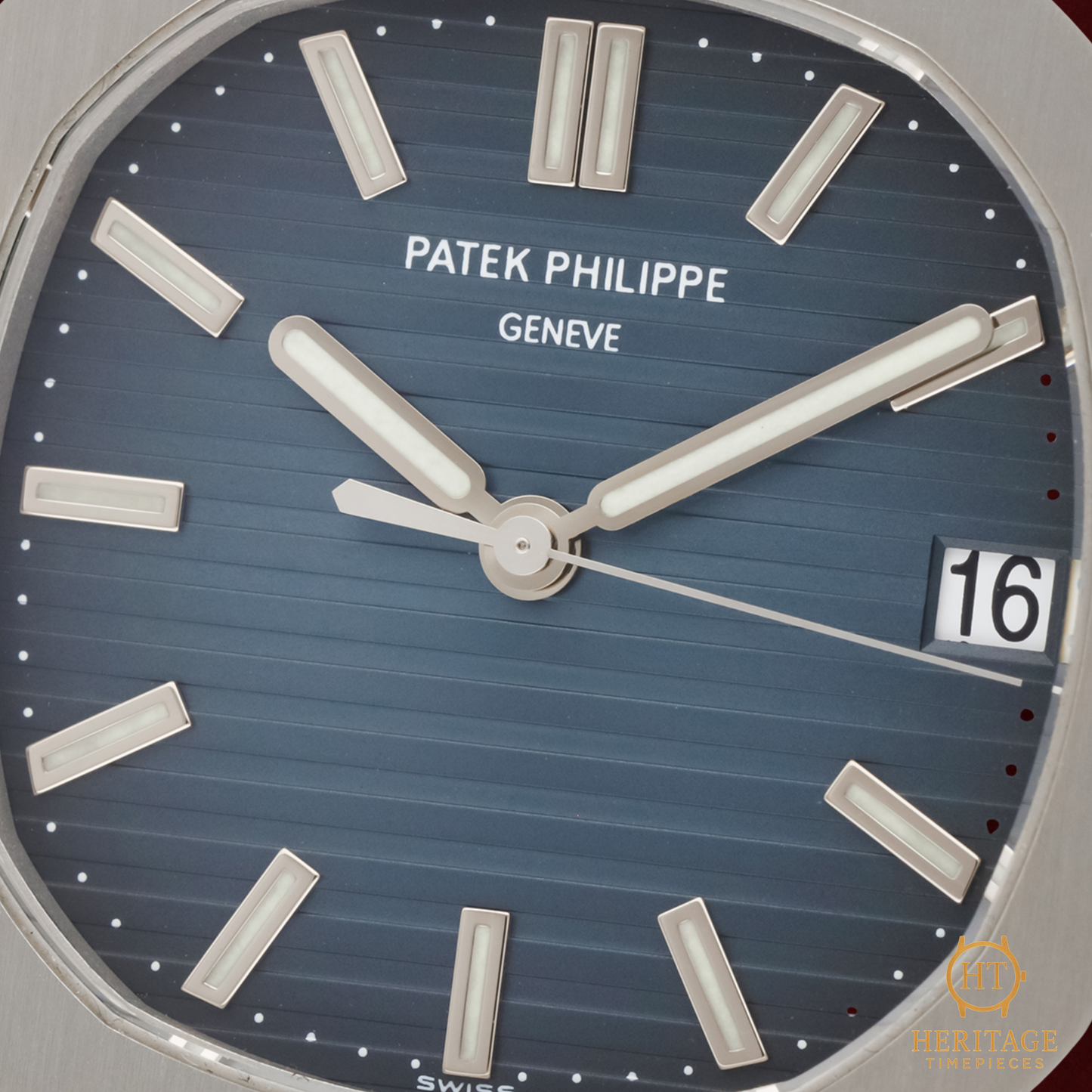Patek Philippe Nautilus 5711/1A-001 ‘Blue Dial – Stainless Steel’ (2007)