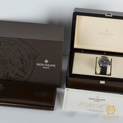 Patek Philippe Aquanaut 40 ‘Grey Embossed Dial’ - Reference 5167A-001 (2025)