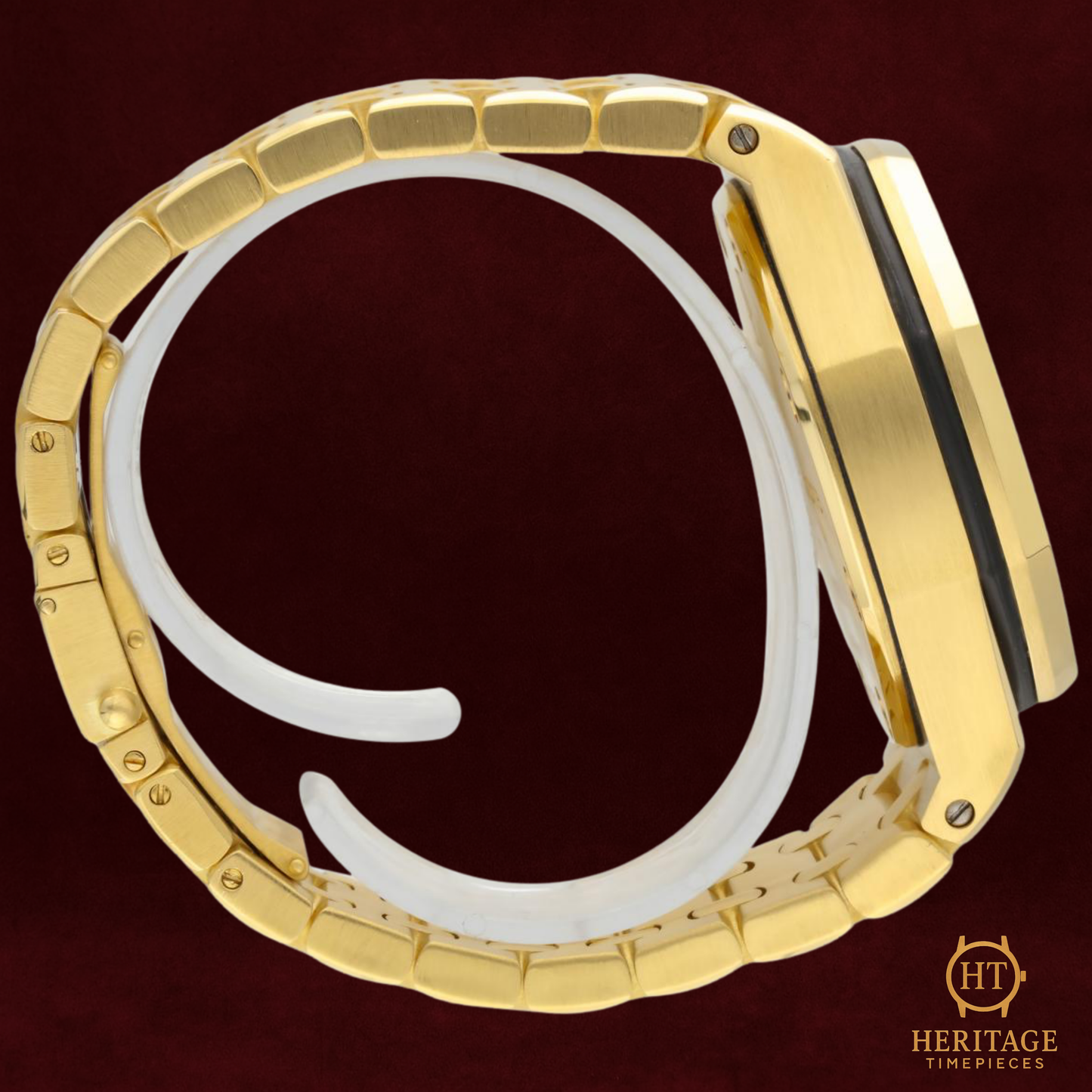 Audemars Piguet Royal Oak Offshore ‘Yellow Gold – Blue Dial’ – Reference 25721BA.OO.1000BA.02.A (2011)