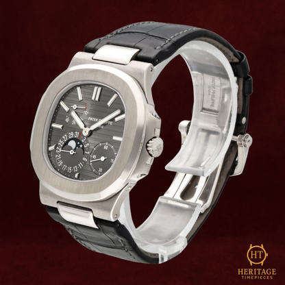 Patek Philippe Nautilus ’White Gold Moonphase’ – Reference 5712G-001
