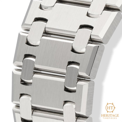 Audemars Piguet Royal Oak Jumbo 'Extra thin' (2025) Ref 16202ST.OO.1240ST.02 NS