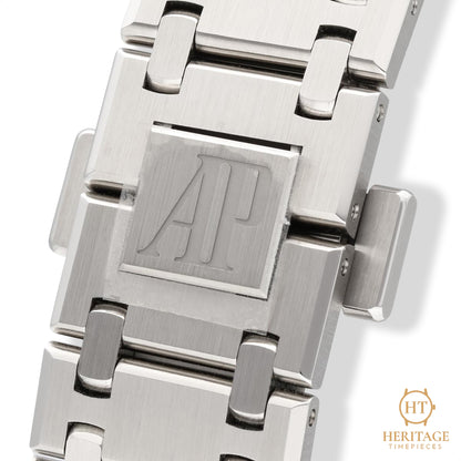 Audemars Piguet Royal Oak Jumbo 'Extra thin' (2025) Ref 16202ST.OO.1240ST.02 NS