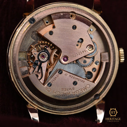 Omega “Honeycomb Dial” – Reference 2709 (c. 1954, Calibre 354 Automatic, 18 kt Rose Gold)