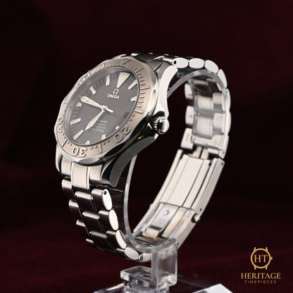 Omega Seamaster Professional Diver 300M "Non-America's Cup" – Reference 2230.50.00 (Full Set)