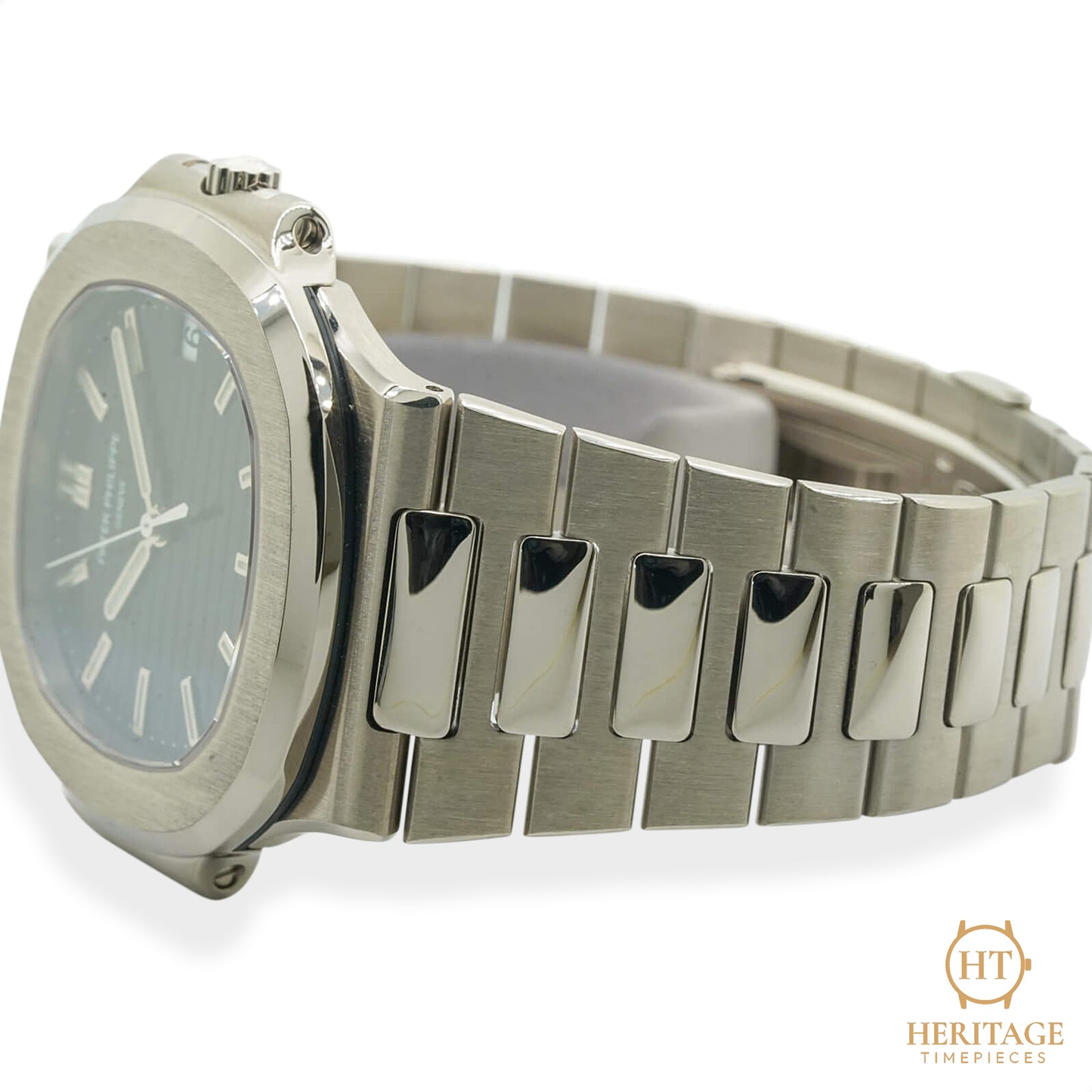 Patek Philippe Nautilus (2004) Ref 3711/1G-001 PW