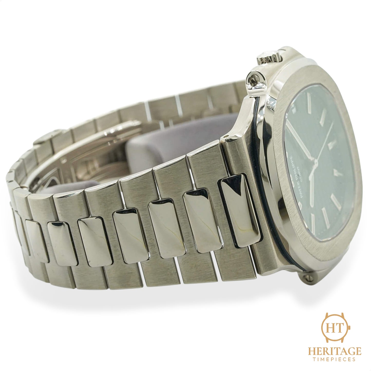 Patek Philippe Nautilus (2004) Ref 3711/1G-001 PW