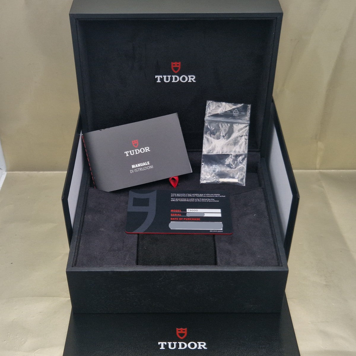 BLACK BAY 54 M79000-0001